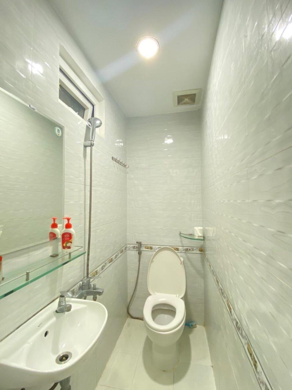 Happy Apartment Хошимин Экстерьер фото